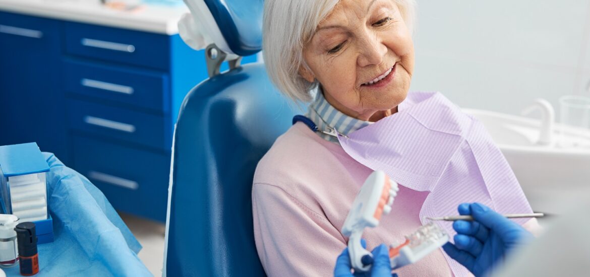 How to Clean Dentures: Essential Care Tips